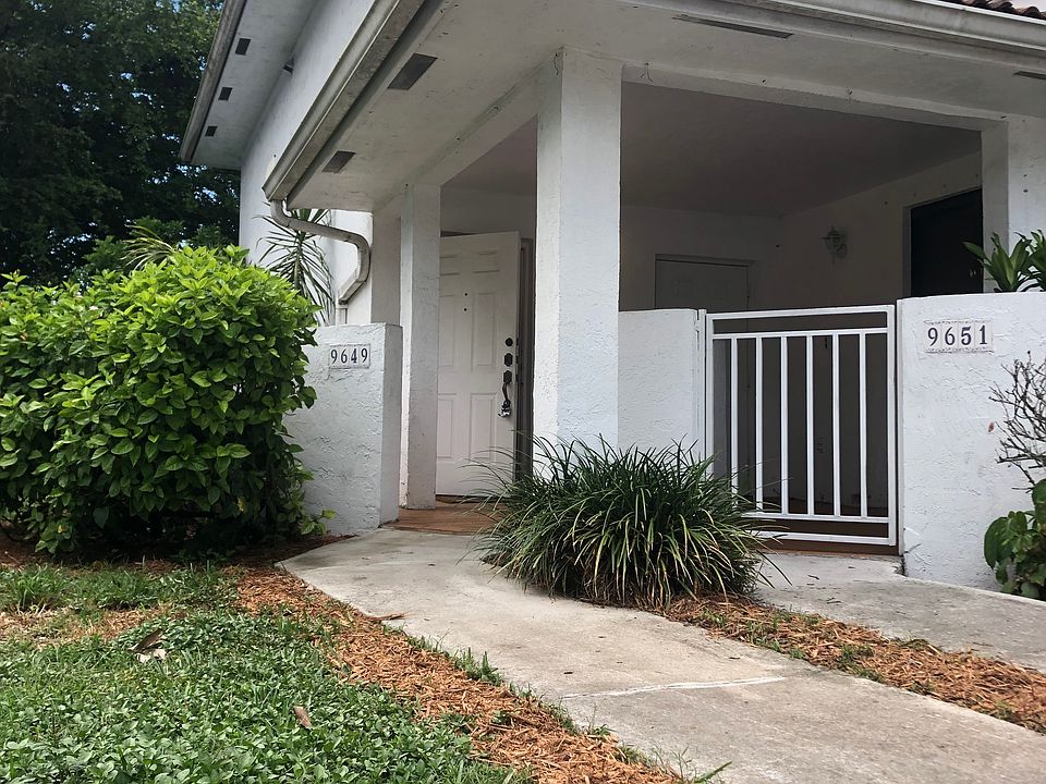 1st image of 9649 SW 138th Ave