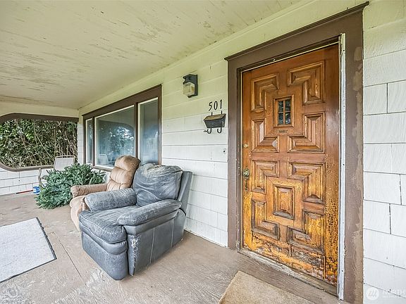 3rd image of 501 Karr Avenue