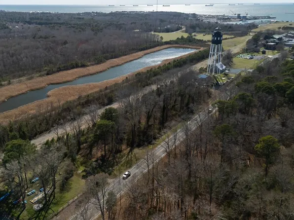 58 Stone Rd, Cape Charles, VA 23310