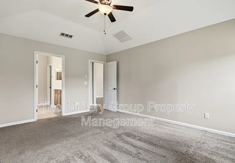 374 Porta Rosa Cir — Photo 16