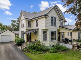 305 S Main St, Cochrane, WI 54622