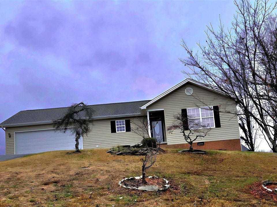 1st image of 3705 Meadow Green Dr