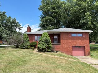 500 Sylvan Dr, Washington, PA 15301