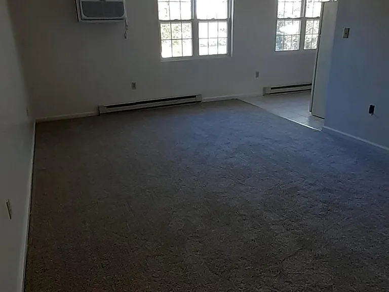 143 Main St #2 — Photo 6
