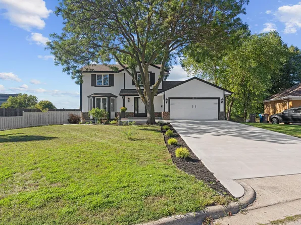 4936 Poppy Ln, Edina, MN 55435