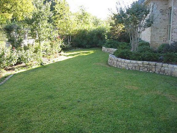 3rd image of 9923 Avalon Creek Ct