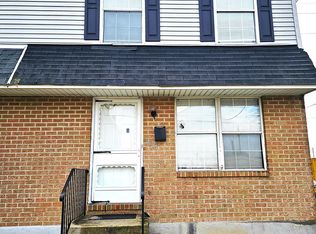 1014 McClenahan Ter, Marcus Hook, PA 19061