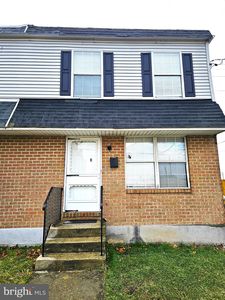 1014 McClenahan Ter, Marcus Hook, PA, 19061