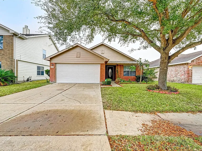 3522 Samuel Adams Ln — Photo 3
