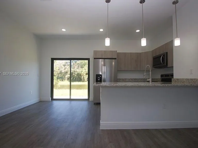 8004 Spice Ct — Photo 5