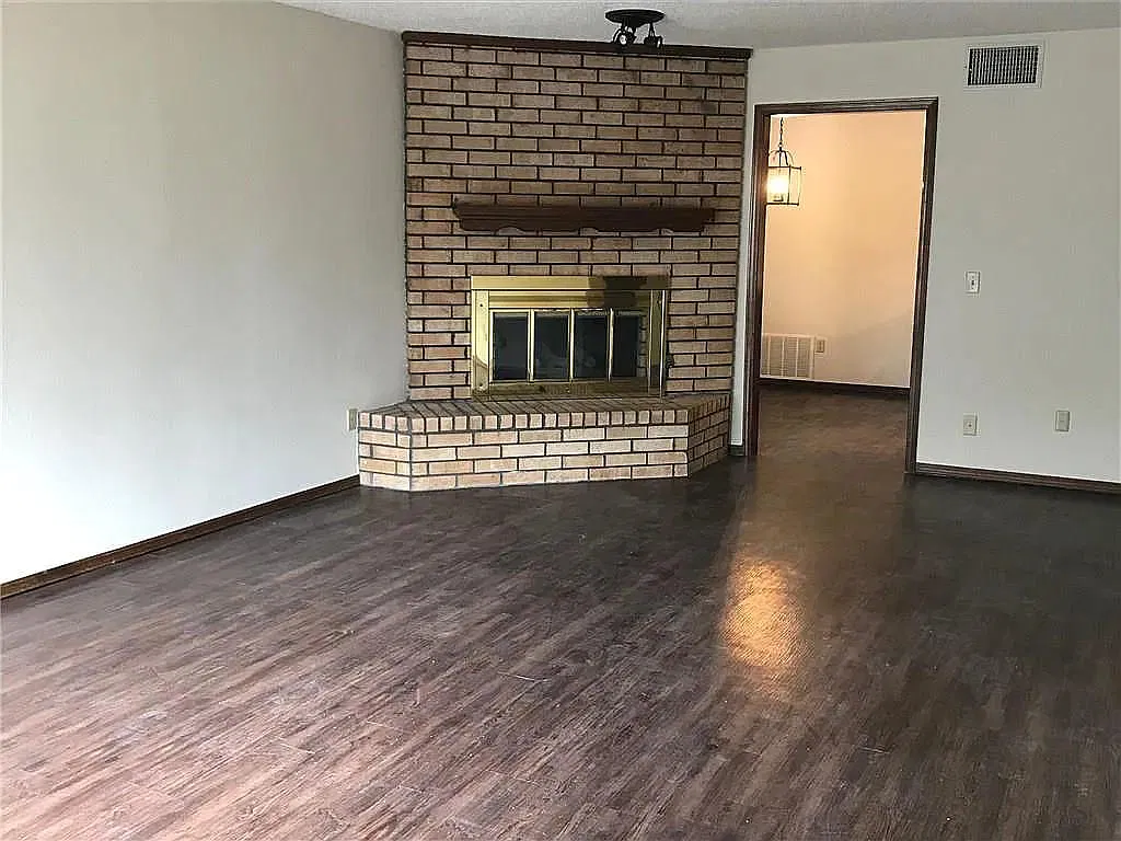 2 bed, 1446 sqft, $1,400 — Photo 2