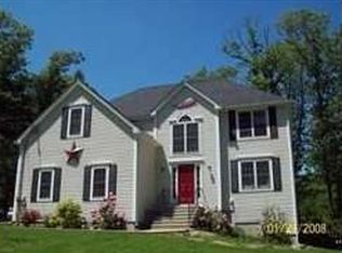 3 Country Wood Cir, Brookfield, MA 01506