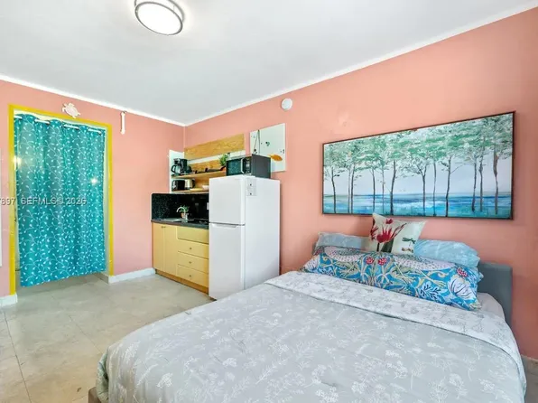 255 W 24th St APT 234, Miami Beach, FL 33140