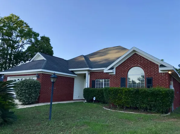 1315 Summerchase Ct, Mobile, AL 36695