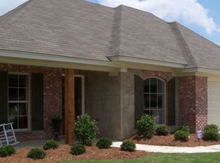 618 Oak Park Cir, Pearl, MS 39208