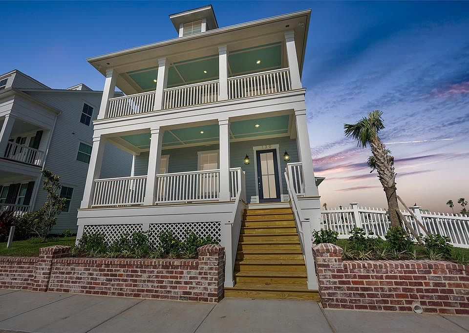 1st image of 8 Sunset St
