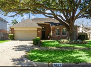 5607 Karenbeth Dr, Houston, TX 77084