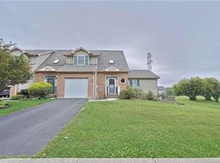 210 Stephanie Dr, Easton, PA 18045