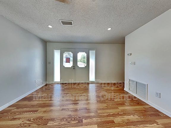 2nd image of 2425 W Gardenia Dr