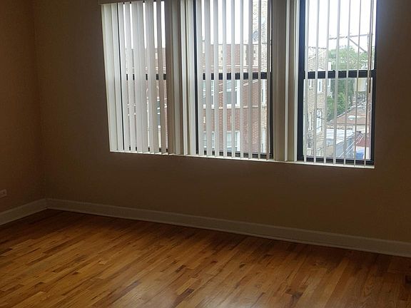4th image of 2245 W Rosemont Ave #T