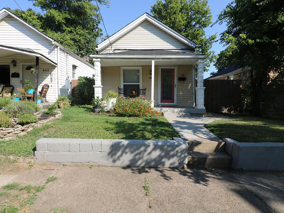 1st image of 637 Lynn St