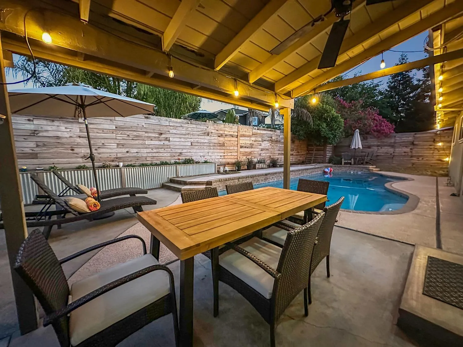 6946 Pampas Way photo 1