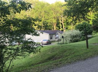 490 Bartleyville Rd, Burgettstown, PA 15021