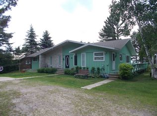 3197 W Michigan Shrs, Gulliver, MI 49840