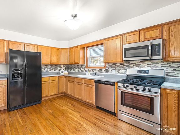 5th image of 301 Inner Circle Dr