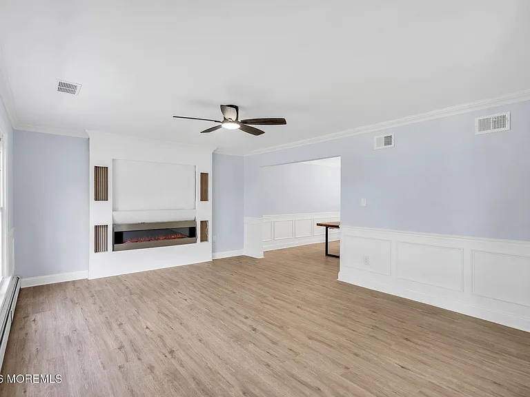 32 Belmont Ave — Photo 26