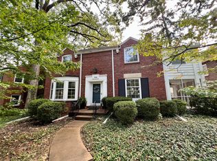 728 Brittany Ln, Saint Louis, MO 63130