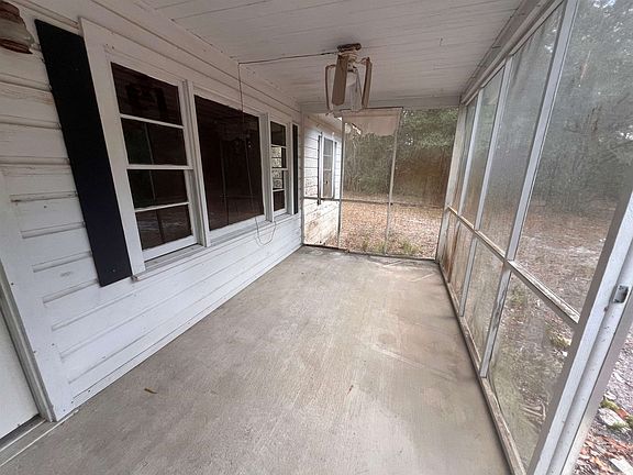 3rd image of 520 New Light Church Rd