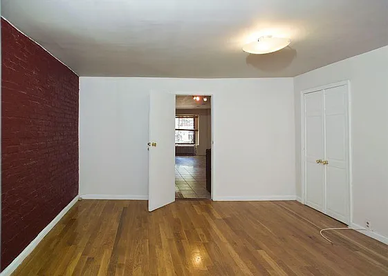 Rented by Level Group | media 12