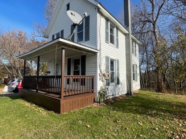 87 Bridge St