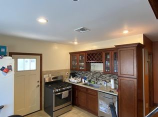 342 Cummins Hwy FLOOR 2, Roslindale, MA 02131