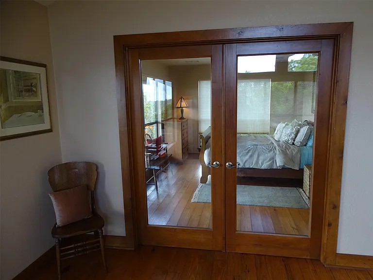 919 Little Ranches Rd — Photo 8