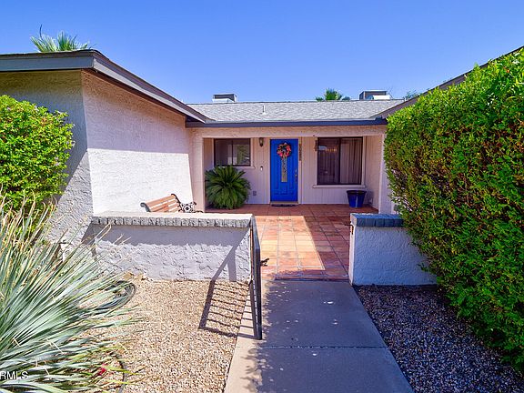 3rd image of 2718 W MESETO Circle