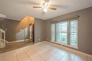 2122 Courtshire Ln — Photo 6