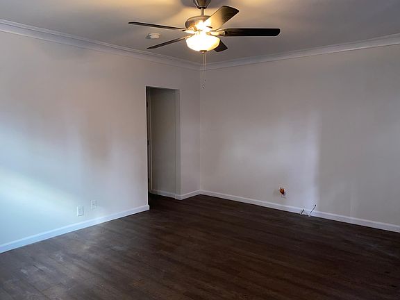 4th image of 607 W 47th St