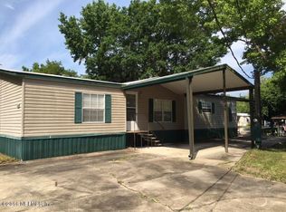 149 Walt Ln, Satsuma, FL 32189