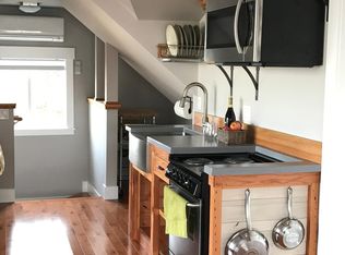 1411 16th St #A, Anacortes, WA 98221