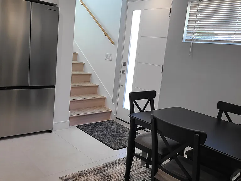 2504 23rd St #F — Photo 10