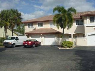 8985 NW 38th Dr, Pompano Beach, FL 33065