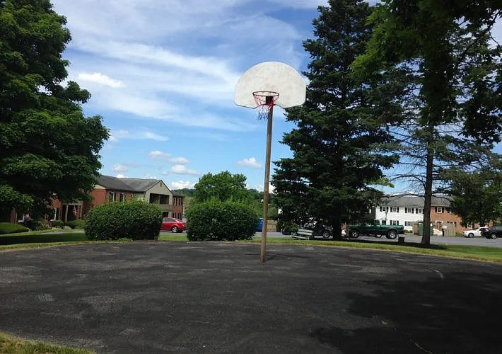 Meadows East — Photo 21