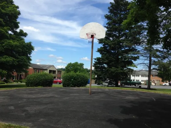 Meadows East, 13 Morning Glory Ln #7a9ec178c, Manheim, PA 17545