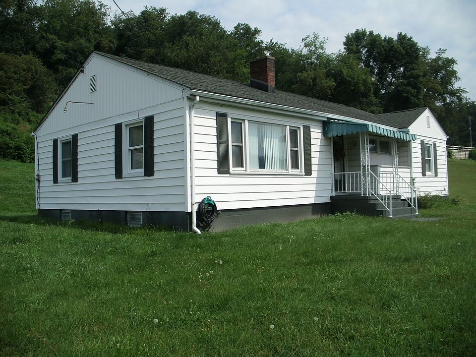 1st image of 105 Orchard Ln