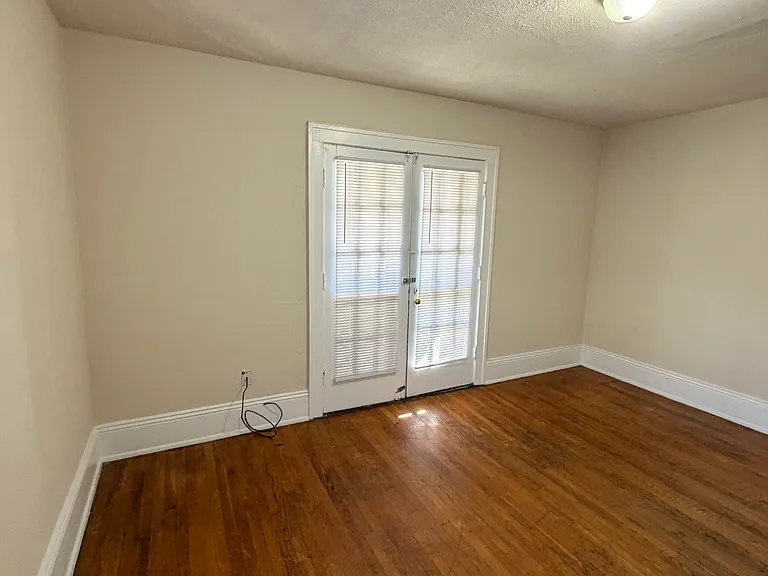 119 Albemarle Ave SW #B1 — Photo 10