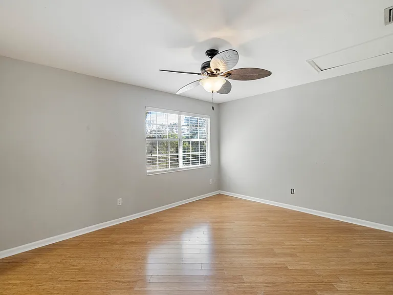 2387 Gregory Dr #-- — Photo 20