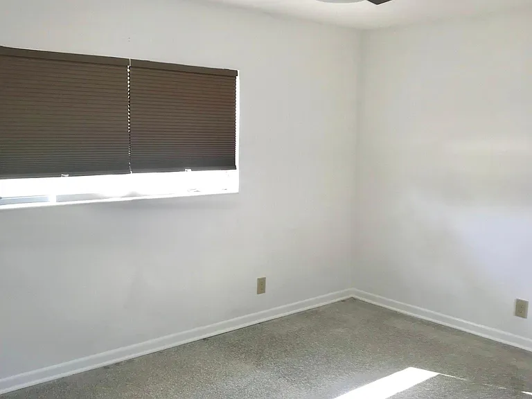 3 Velaire Dr — Photo 28
