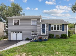 165 Henshaw Ave, Springfield, NJ 07081